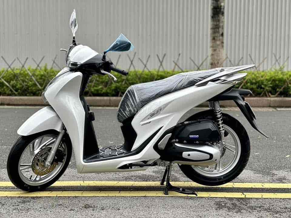 SH160 ABs 2024 bao check - Trả trước 60tr nhận xe✅. Mua bán Xe máy tại Quận Long Biên Hà Nội được đăng bởi Nguyễn thị xuân hình 3