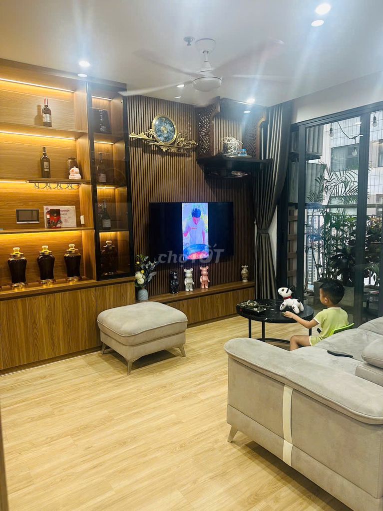 Bán căn hộ 3PN 75m S2 full đồ 4.85 tỷ KĐT Vinhomes Smart City