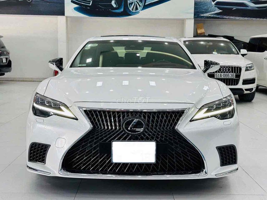 🔴 Lexus LS500 2023 odo 13.000 km