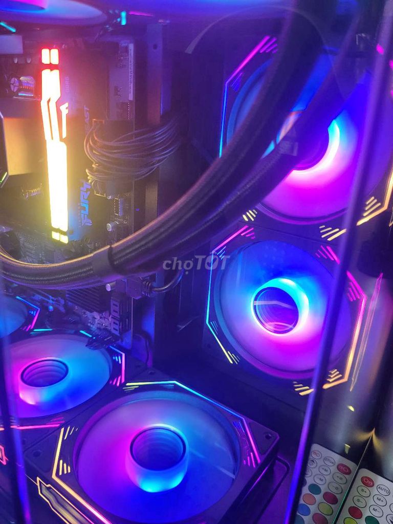em cần bán 12fan coolmom vô cực kèm hub. Mua bán Phụ kiện (Màn hình, Chuột...) tại Huyện Đại Lộc Quảng Nam được đăng bởi T hình 1