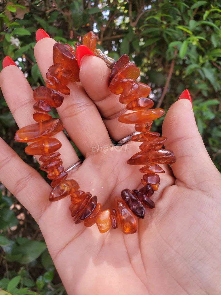 Lắc tay nữ Hổ phách thô Nâu cam. Mua bán Phụ kiện thời trang khác tại Huyện Vĩnh Hưng Long An được đăng bởi Tuyết Trần hình 1
