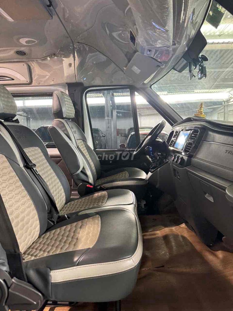 Transit 2024 Xe Lên Đủ Đồ - Bán Tại Hãng Ford. Mua bán Ô tô tại Quận Tân Bình Tp Hồ Chí Minh được đăng bởi FORD PHỔ QUANG XE CŨ hình 5