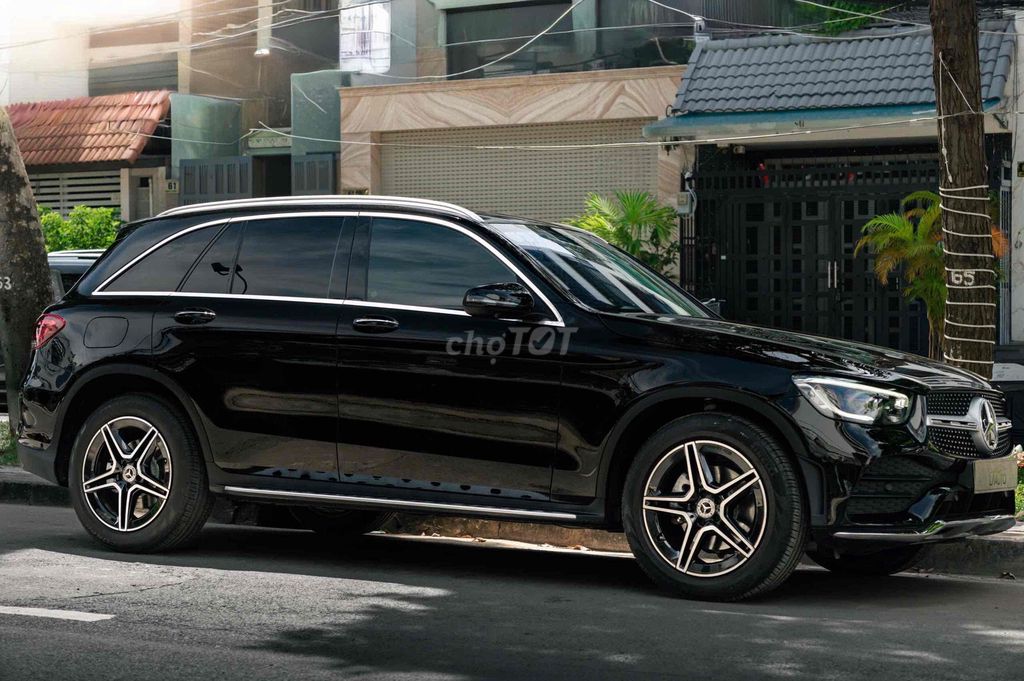 LONG ANH AUTO về Mercedes GLC300 4Matic 2021. Mua bán Ô tô tại Quận 7 Tp Hồ Chí Minh được đăng bởi LongAnh AuTo  hình 5
