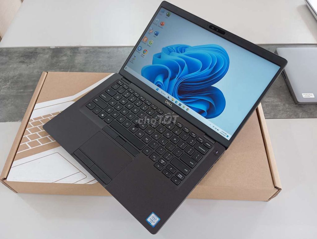 Dell Latitude 5400 (i5 Gen8 / 8G / SSD 256G). Mua bán Laptop tại Thành phố Thủ Dầu Một Bình Dương được đăng bởi Laptop Hoàng Phát hình 1