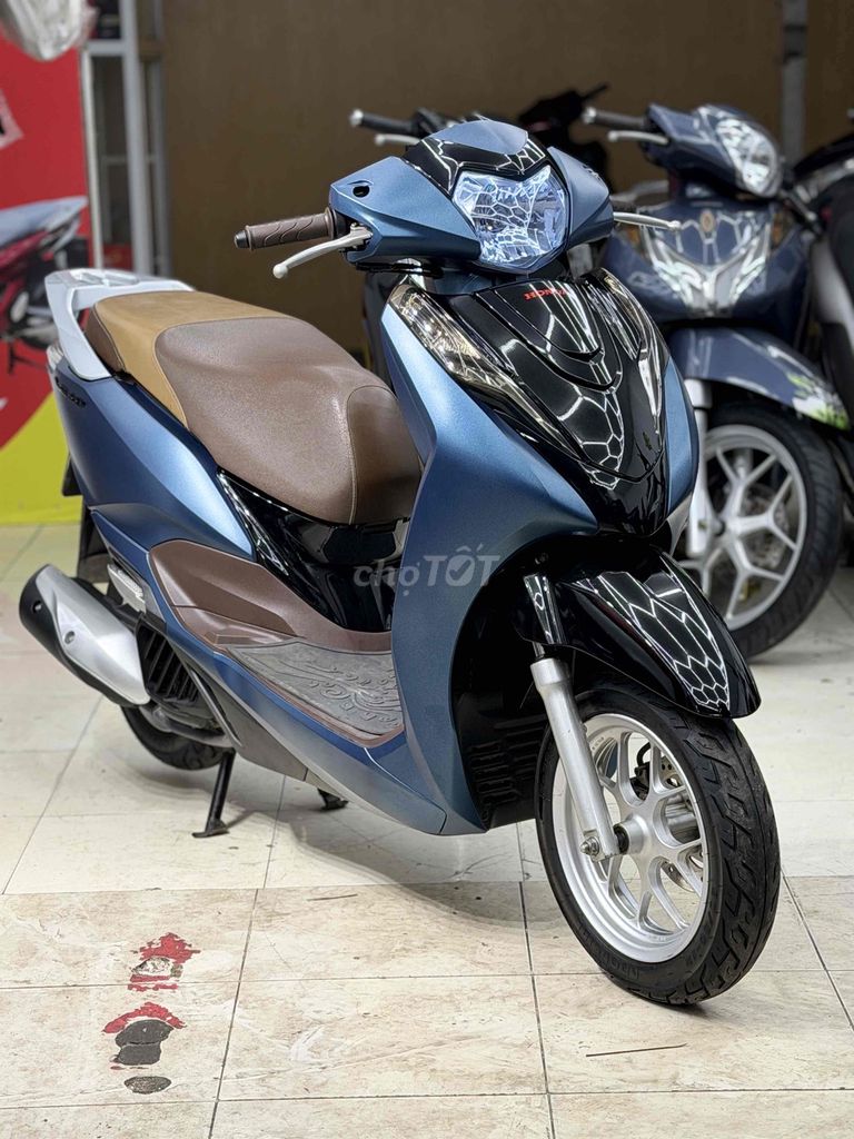 Honda Lead 2018 Смарткей серый