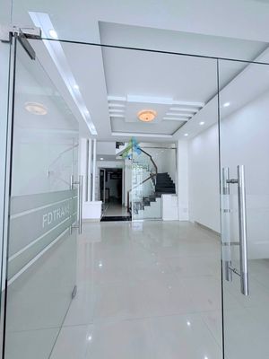 Rent · 5 bd · 91 м² · Quận Sơn Trà, ул. Đường Trần Thánh Tông