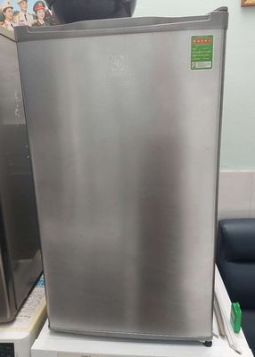 Tủ lạnh 90 lít electrolux mini phòng trọ