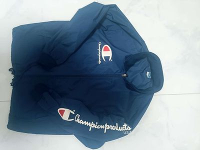 Áo khoác gió Champion xịn chính hãng size M. Mua bán Quần áo tại Quận Ngũ Hành Sơn Đà Nẵng được đăng bởi Tuấn