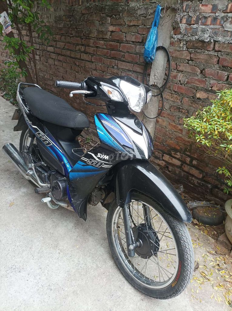 Nhà bán xe 50cc ÉT OAI EM ( MÁY ZIN).. Mua bán Xe máy tại Quận Hoàng Mai Hà Nội được đăng bởi LAM hình 1