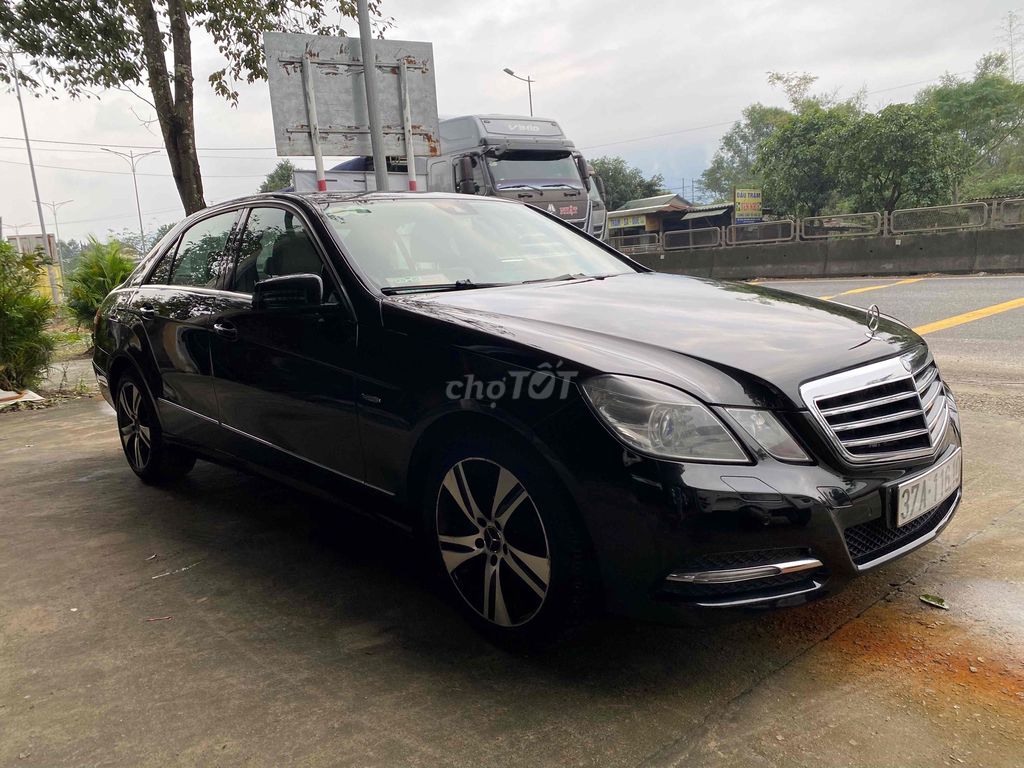 Mercedes Benz E 250, 2013 - 1 chủ từ mới. Mua bán Ô tô tại Huyện Phú Lộc Thừa Thiên Huế được đăng bởi Hiếu xe cỏ  hình 13