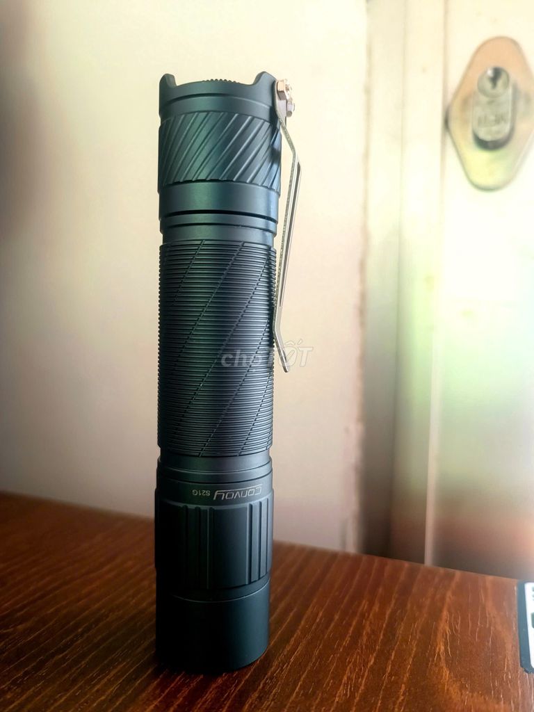 Đèn pin Convoy S21G Xám SFT70 3000K 21700. Mua bán Đèn tại Thành phố Thủ Đức Tp Hồ Chí Minh được đăng bởi Rollin Music hình 1