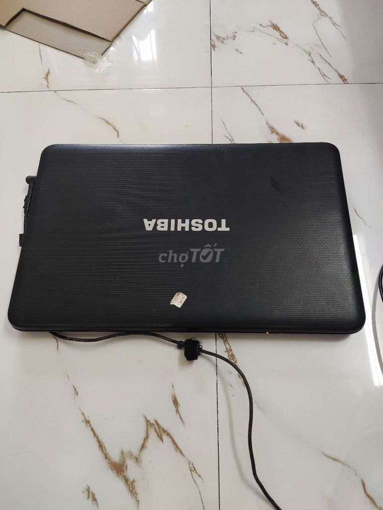 Bán Xác Laptop Toshiba Satellite C855D hỏng màn