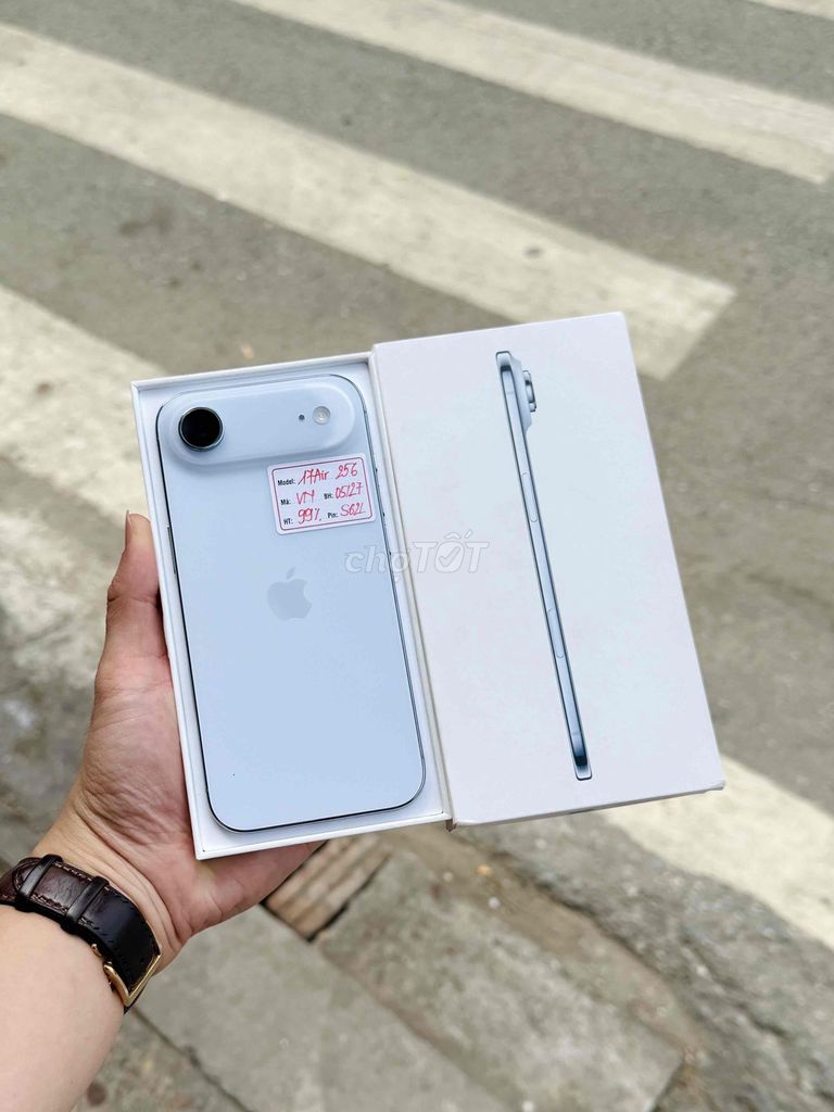 iPhone 17 Air 256GB VN/A fullbox bh 05/2027. Mua bán Điện thoại tại Quận Đống Đa Hà Nội được đăng bởi Lâm Bảo Tuyên hình 1