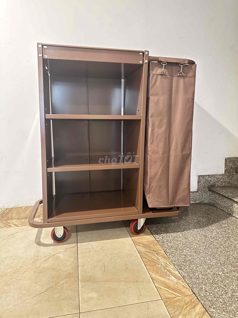 Xe đẩy dọn phòng Kim loại Nâu. Mua bán Đồ chuyên dụng, Giống nuôi trồng tại Quận 10 Tp Hồ Chí Minh được đăng bởi Khách sạn Cường Thanh hình 1