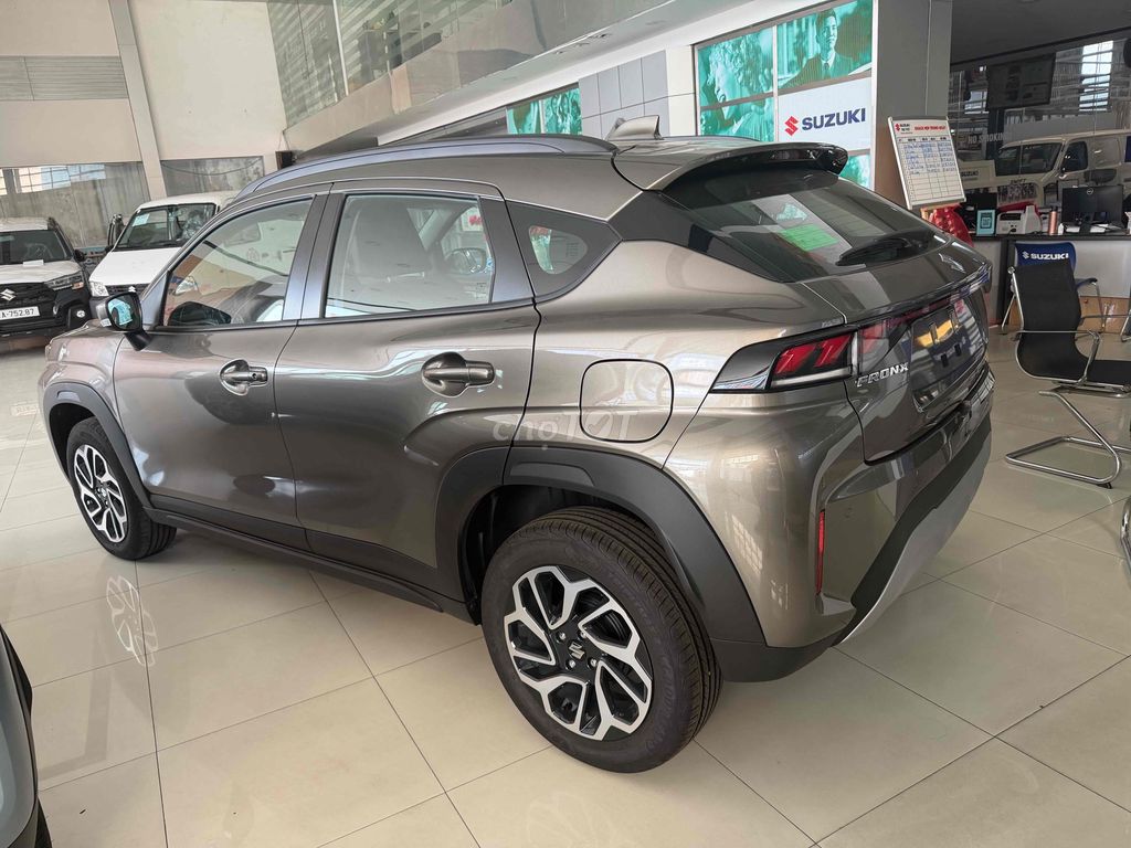 Suzuki Fronx 2025 photo 4