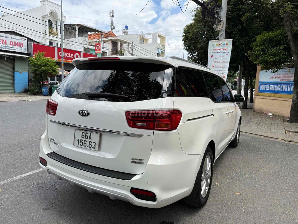 Kia Sedona 2021 2.2 DAT LUXURY - 73000 km. Mua bán Ô tô tại Quận Gò Vấp Tp Hồ Chí Minh được đăng bởi Y Ngọc Trầnp hình 3