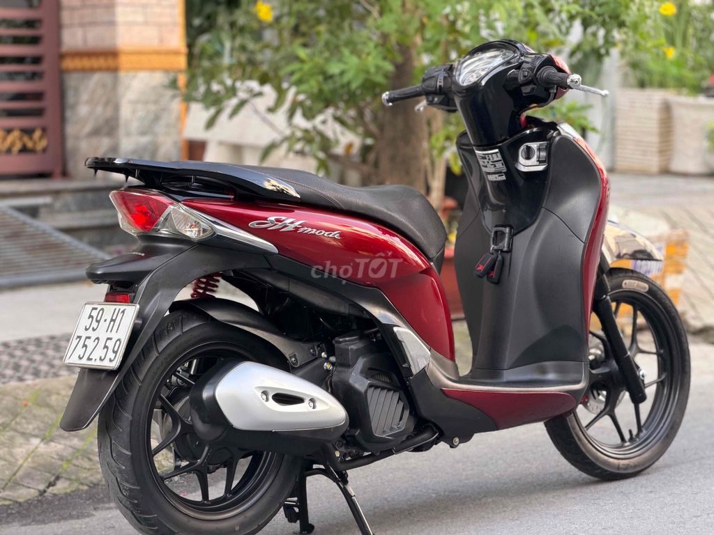 SHMODE BẢN ĐẶT BIỆT KHÓA SMARKEY ZIN 2017 9C. Mua bán Xe máy tại Quận 7 Tp Hồ Chí Minh được đăng bởi Chuyên bán xe đẹp zin keng 9 chủ hình 10