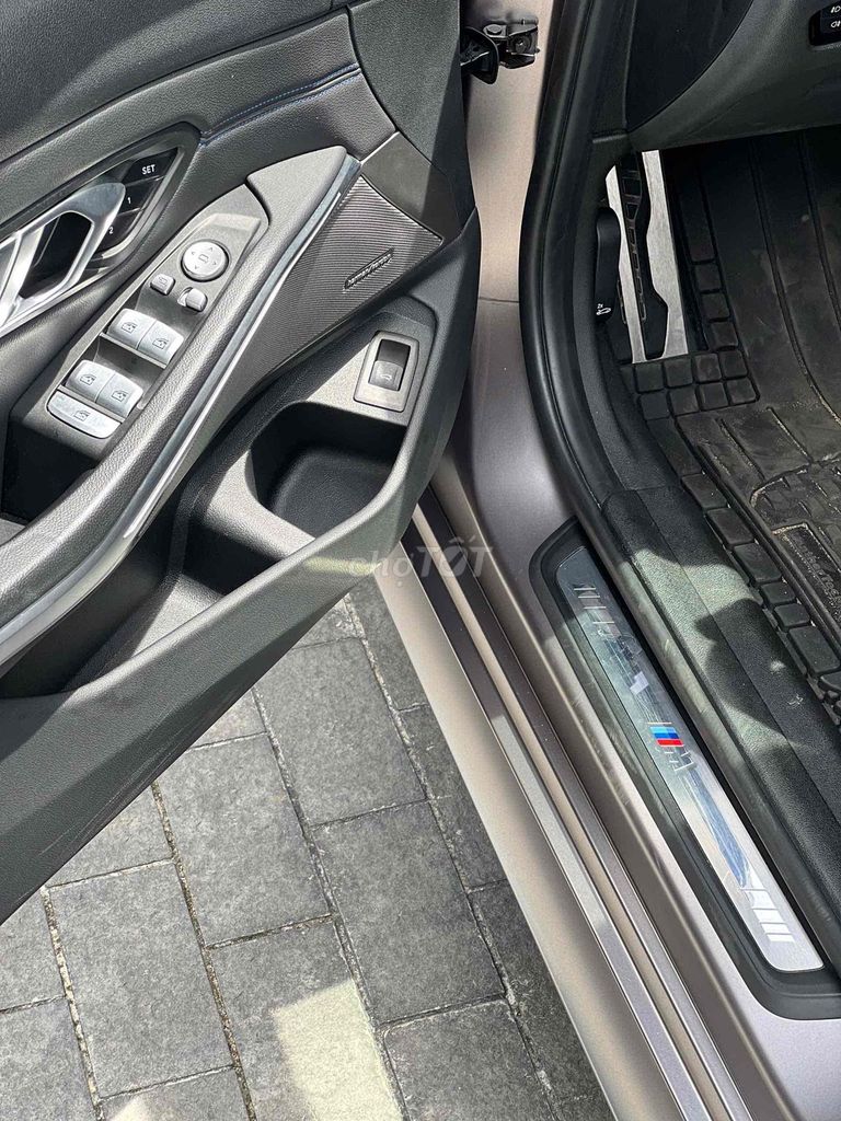 BMW 3 Series 2020 330i M Sport - 60000 km. Mua bán Ô tô tại Quận Hải Châu Đà Nẵng được đăng bởi Thanh hình 11