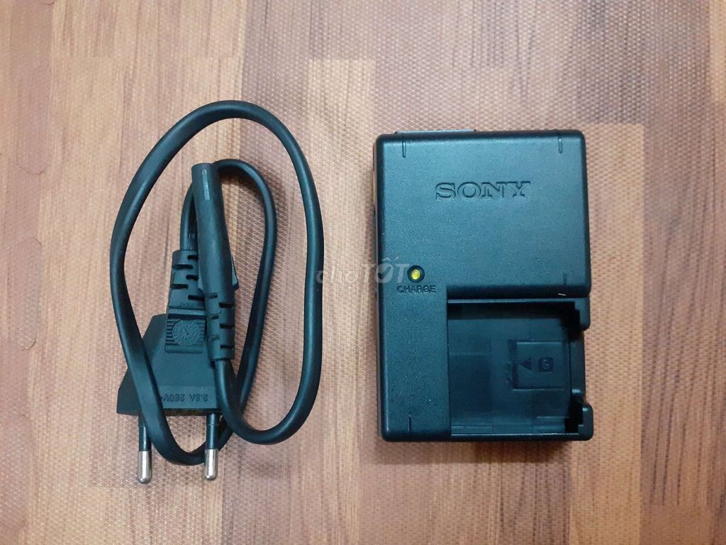 Dock sạc pin Sony