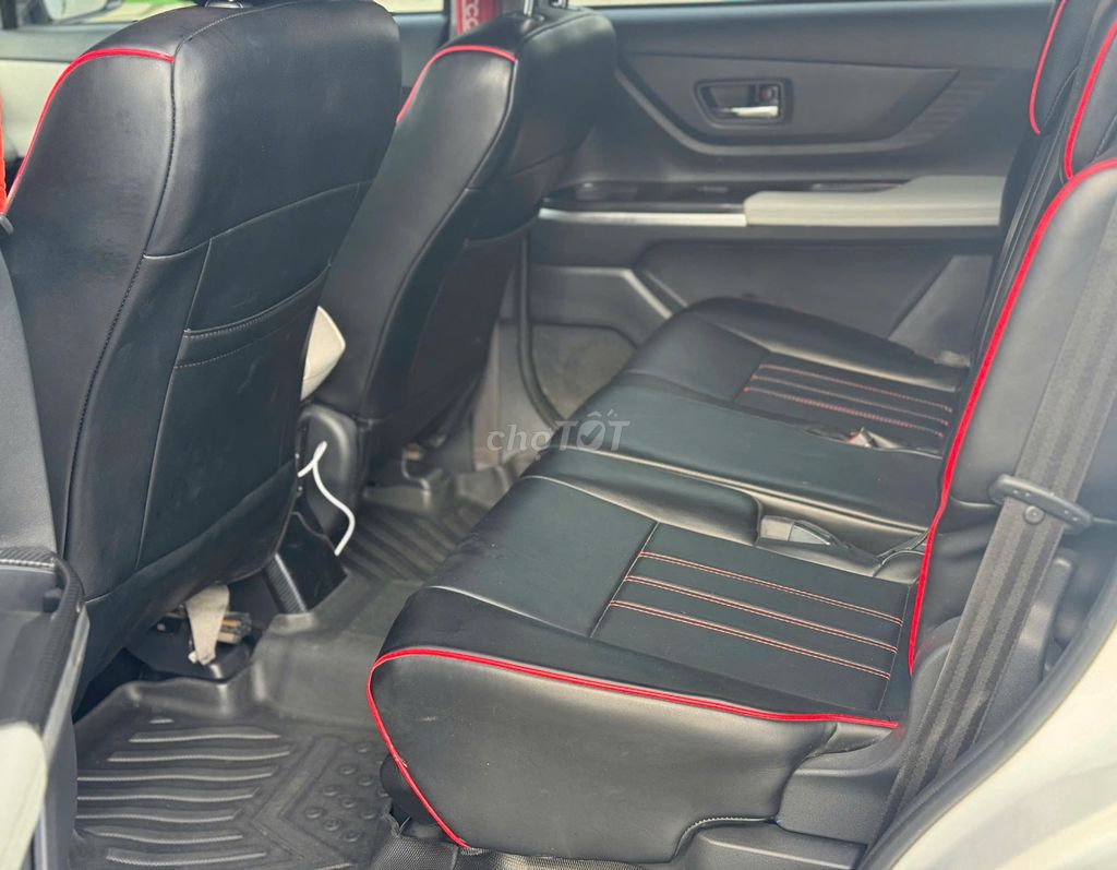 Toyota Veloz Cross Top 2023 Trắng. Mua bán Ô tô tại Thành phố Thủ Dầu Một Bình Dương được đăng bởi Oto An Suong hình 9