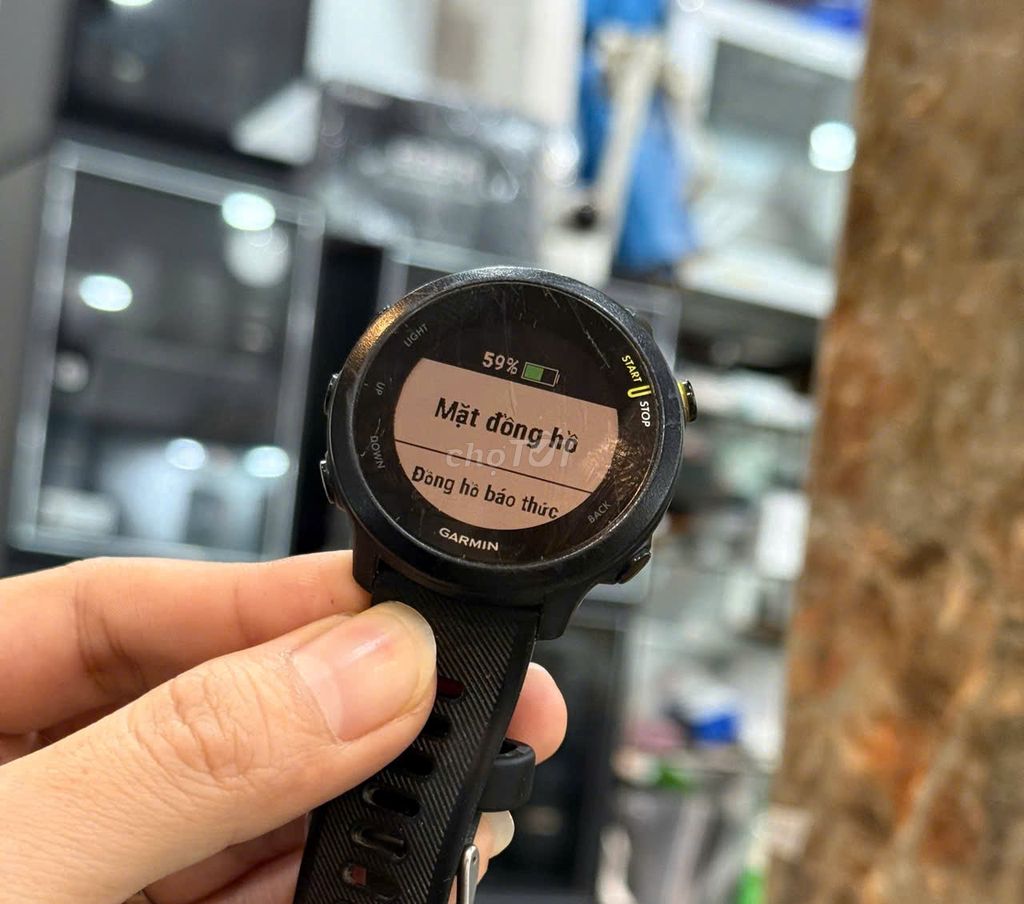 Em bán ĐỒNG HỒ THÔNG MINH GARMIN FORERUNNER 55