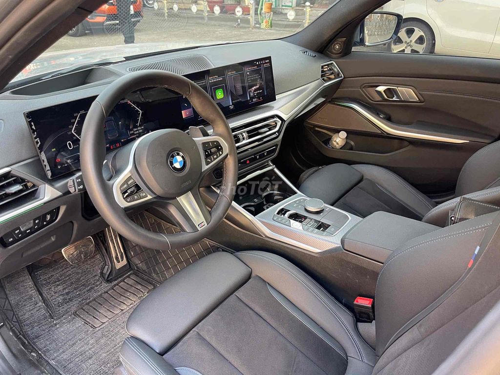 BMW 330i M sport model 2025 lướt chỉ 5.000km