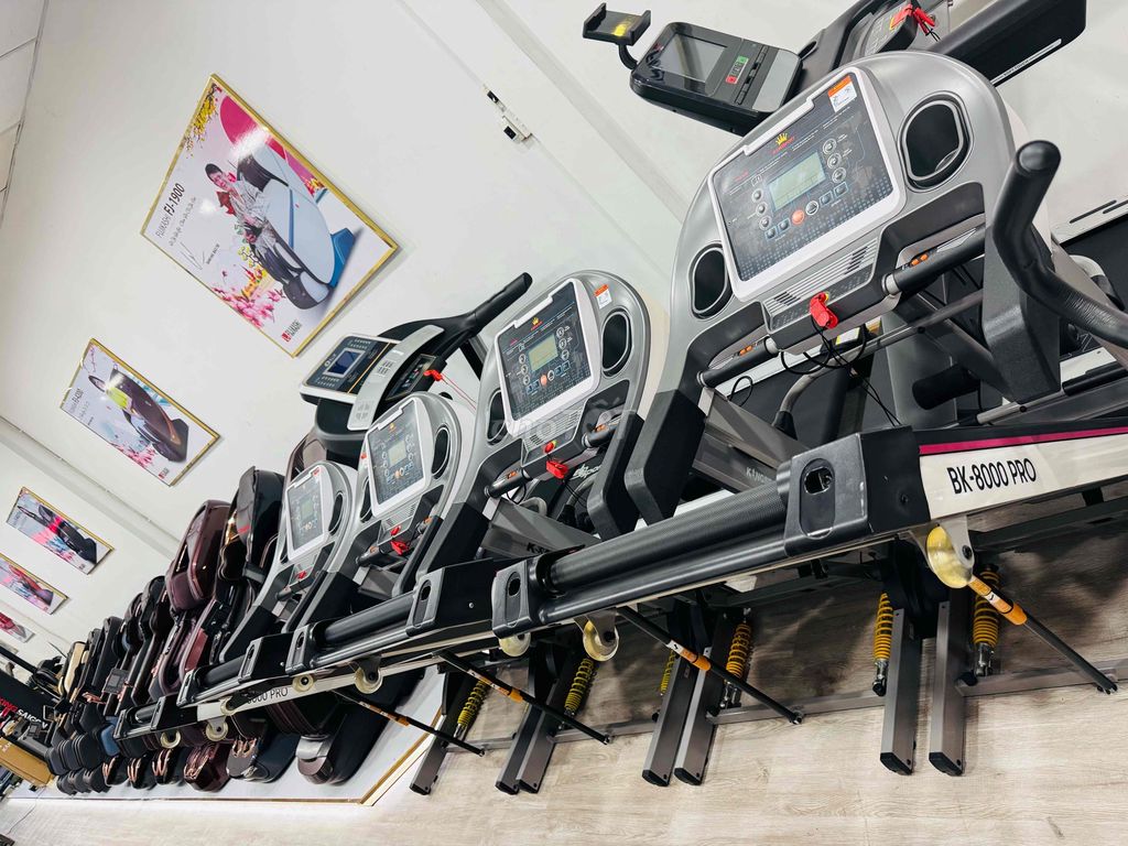 Máy chạy bộ Kingsport BK8000Pro Đen, Xám
