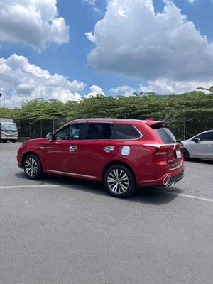 Mitsubishi Outlander 2022 2.0 CVT - 27000 km. Mua bán Ô tô tại Quận Tân Phú Tp Hồ Chí Minh được đăng bởi Mitsubishi Trường Chinh