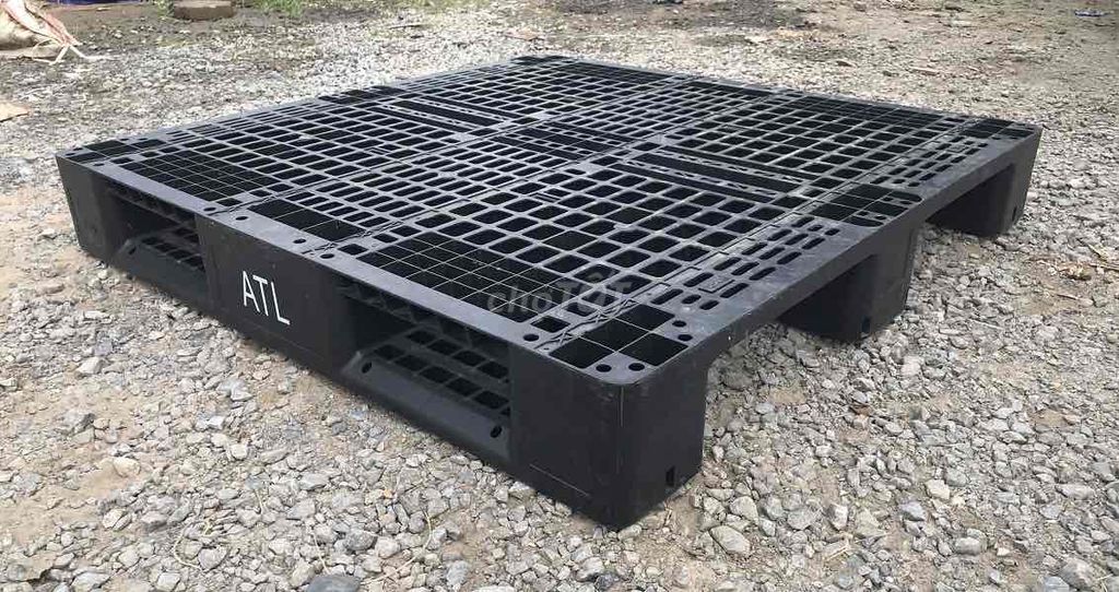 Pallet nhựa màu đen mới. Mua bán Nội thất, đồ gia dụng khác tại Quận Bắc Từ Liêm Hà Nội được đăng bởi Phong hình 1