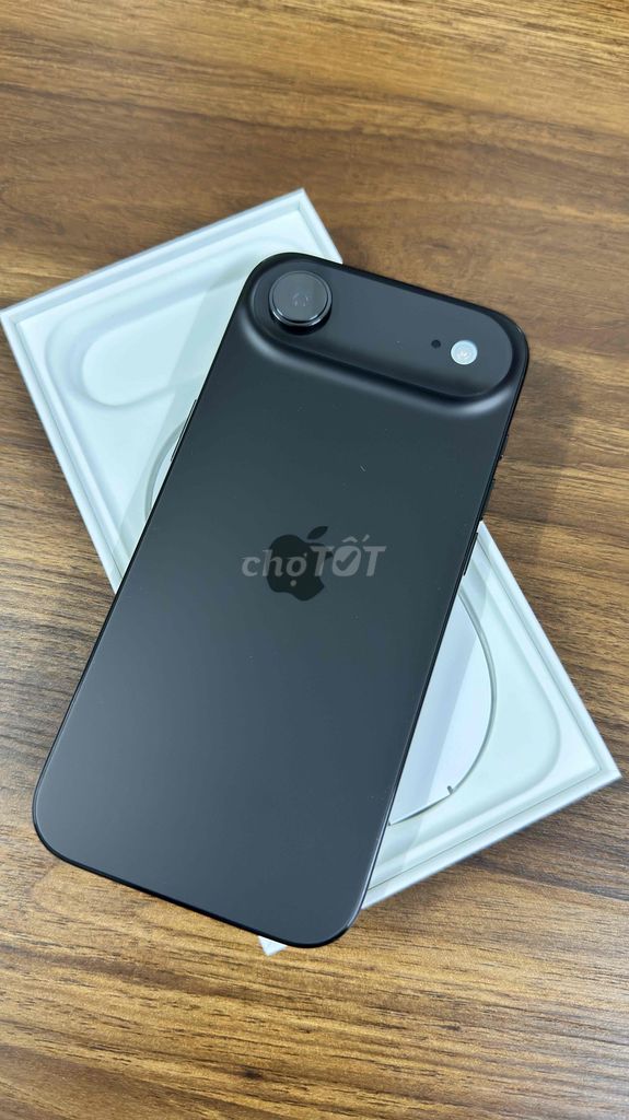 Apple iPhone 17 Air Đen Đã sử dụng. Mua bán Điện thoại tại Quận Tân Bình Tp Hồ Chí Minh được đăng bởi Phạm Thái Tài hình 1