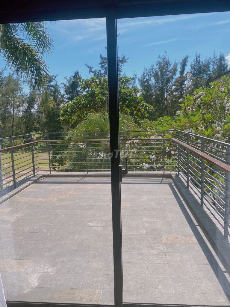 DA NANG VILLA FOR RENT -MONTGO LINKS VILLA FOR RENT - 3 BEDS 1800$