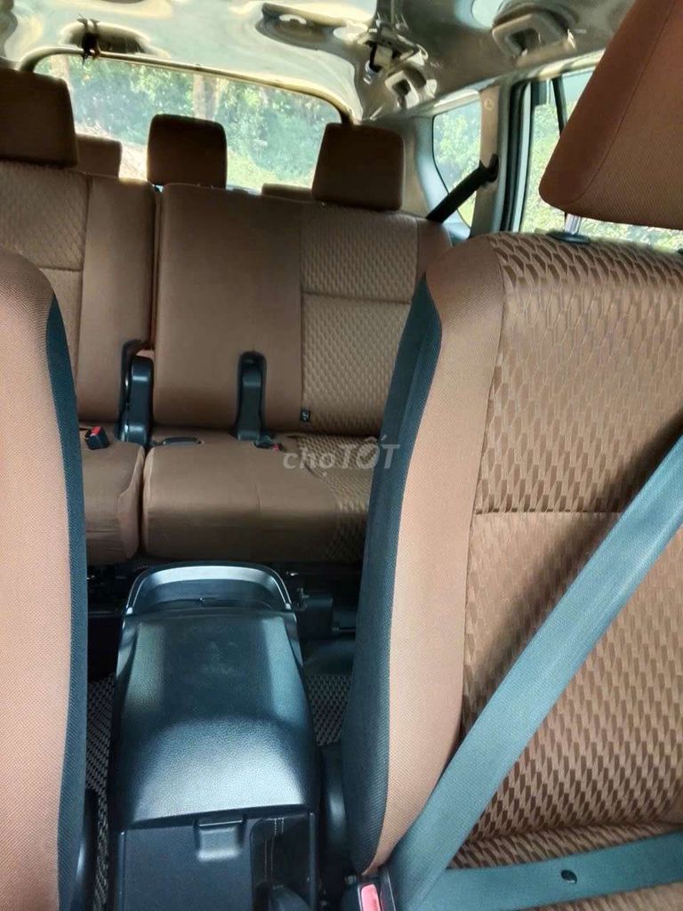 Toyota Innova G 2019 белый 90000 км