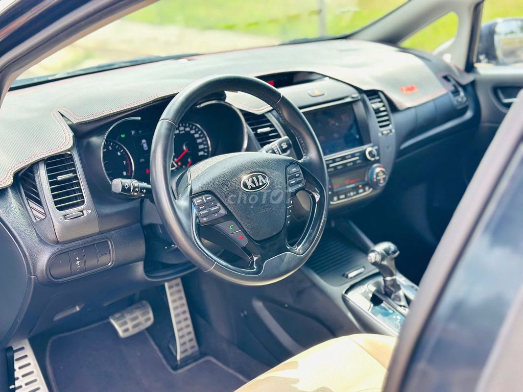 KIA Cerato 2018 Xăng 1.6L Đen. Mua bán Ô tô tại Thành phố Pleiku Gia Lai được đăng bởi Kết Nguyễn hình 6