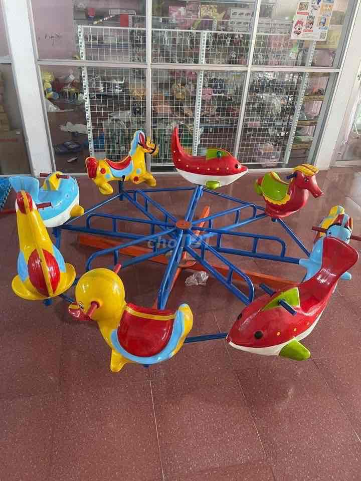 Đu quay kim loại, nhựa đa màu sắc. Mua bán Sở thích khác tại Huyện Cai Lậy Tiền Giang được đăng bởi Khoa Huỳnh hình 1