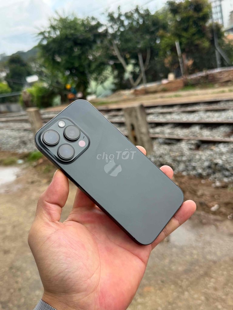 iPhone 16 Pro 128GB Đen Đã sử dụng. Mua bán Điện thoại tại Thành phố Đà Lạt Lâm Đồng được đăng bởi LỘC ĐÀ LẠT hình 1