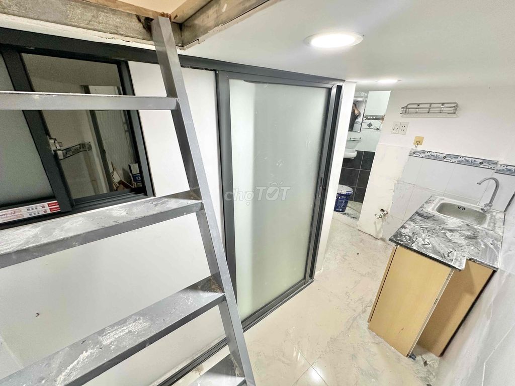 TRỌ GIÁ RẺ GẦN IUH CÓ SẴN MÁY LẠNH MỚI PHÙ HỢP CHO BẠN CẦN CHỖ ĐỂ NGỦ