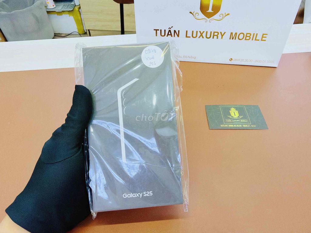 Samsung S25 5G 256G màu xanh lá new seal 100% VN. Mua bán Điện thoại tại Quận Hải Châu Đà Nẵng được đăng bởi TUẤN LUXURY MOBILE ĐÀ NẴNG hình 1