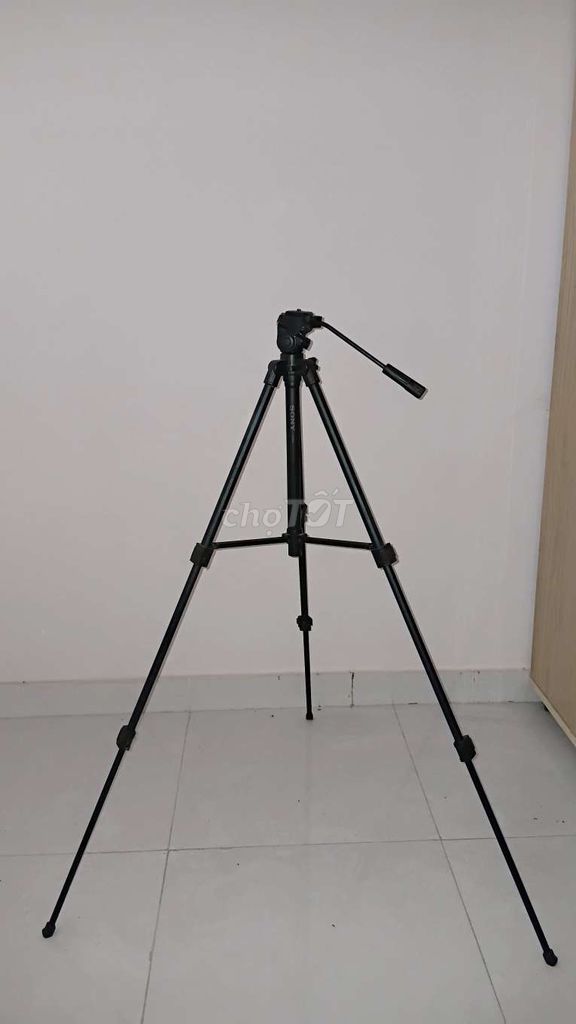 Chân máy ảnh Sony Đen Bền bỉ điều chỉnh độ cao. Mua bán Máy ảnh, Máy quay tại Thị xã Bến Cát Bình Dương được đăng bởi Trần Sang hình 1