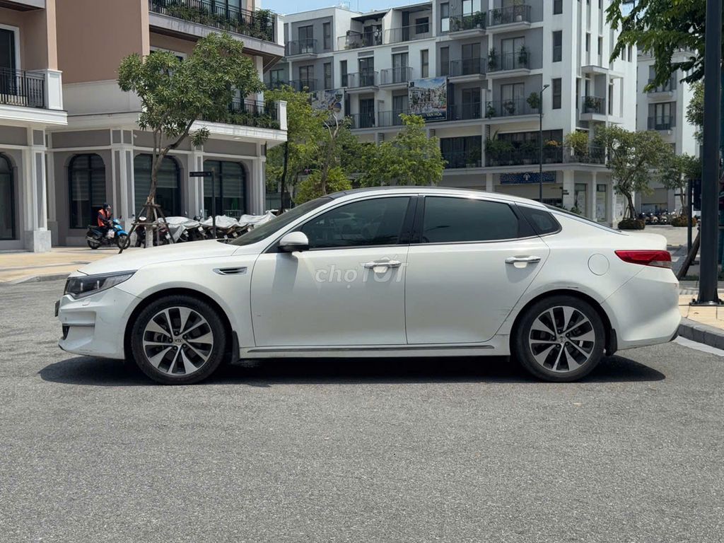 Kia Optima 2016 2.0 ATH - 8700 km. Mua bán Ô tô tại Quận Thanh Xuân Hà Nội được đăng bởi Dung Thieu hình 4