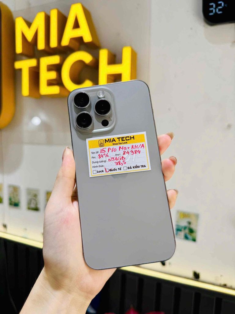 Apple iPhone 15 Pro Max 256GB Quốc tế 98,5%. Mua bán Điện thoại tại Quận Ba Đình Hà Nội được đăng bởi Huy Trần hình 1