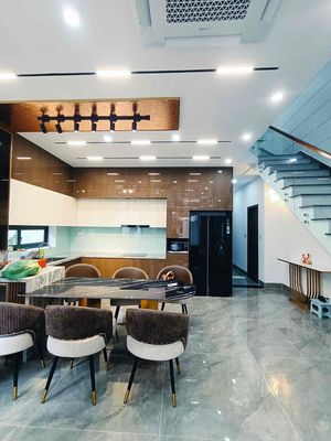 Cho thuê Góc 2 mặt tiền đường Nguyễn Sơn full nội thất- Gọi ĐÀM TIẾN. Cho thuê nhà ở tại Quận Hải Châu Đà Nẵng được đăng bởi Đàm Tiến