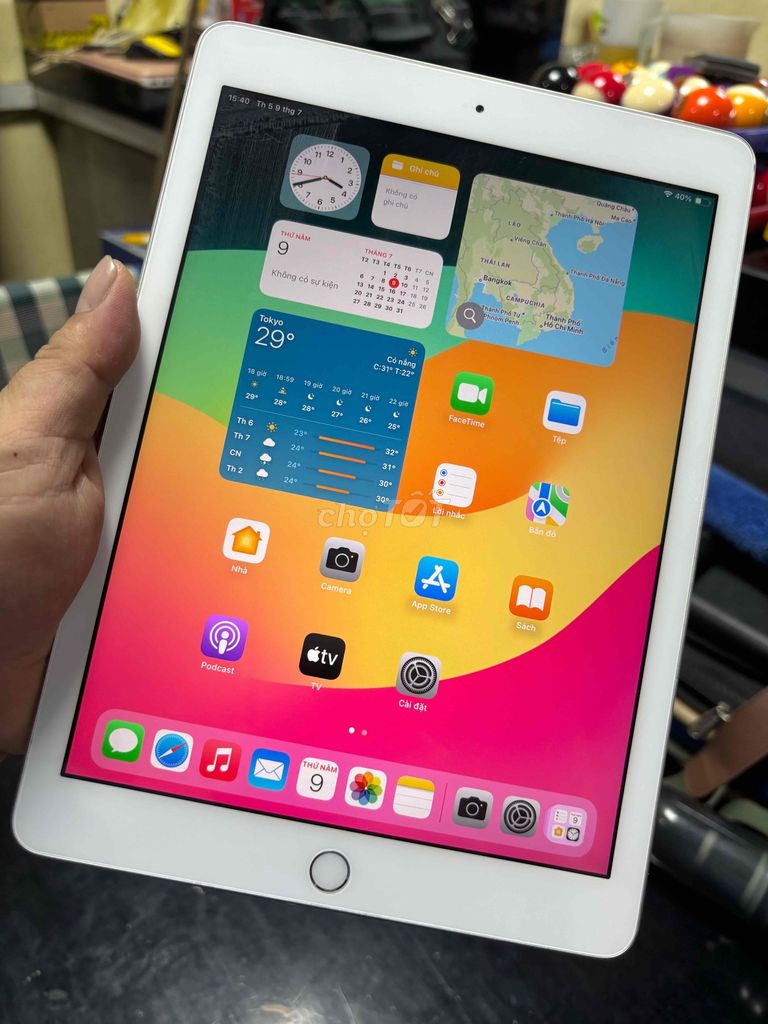 iPad Gen 6 32GB silver có sài sim 4G chính chủ. Mua bán Máy tính bảng tại Huyện Hóc Môn Tp Hồ Chí Minh được đăng bởi văn bình hình 1
