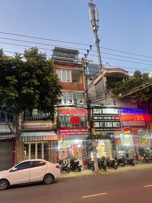 Cần bán nhà mặt tiền Dã Tượng đi bộ ra biển có bãi đậu xe. Mua bán nhà ở tại Thành phố Nha Trang Khánh Hòa được đăng bởi Nguyễn Văn Tú