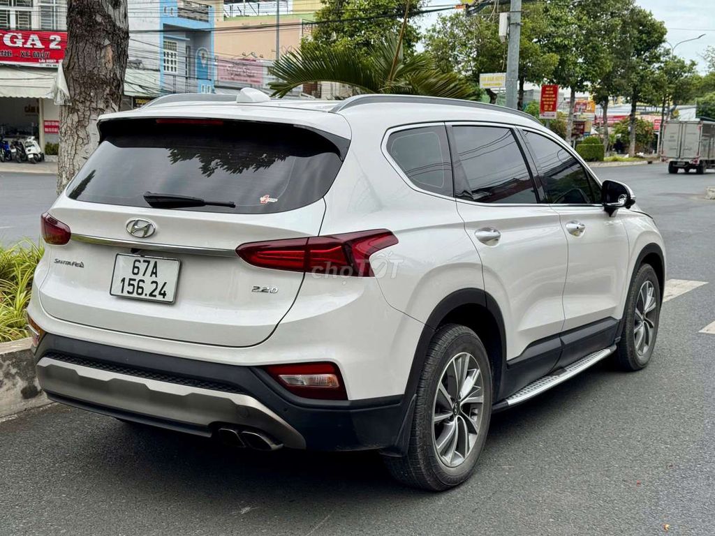 Hyundai Santafe 2.2Diesel Tiêu chuẩn 37k km. Mua bán Ô tô tại Quận 6 Tp Hồ Chí Minh được đăng bởi Thu Hảo hình 6