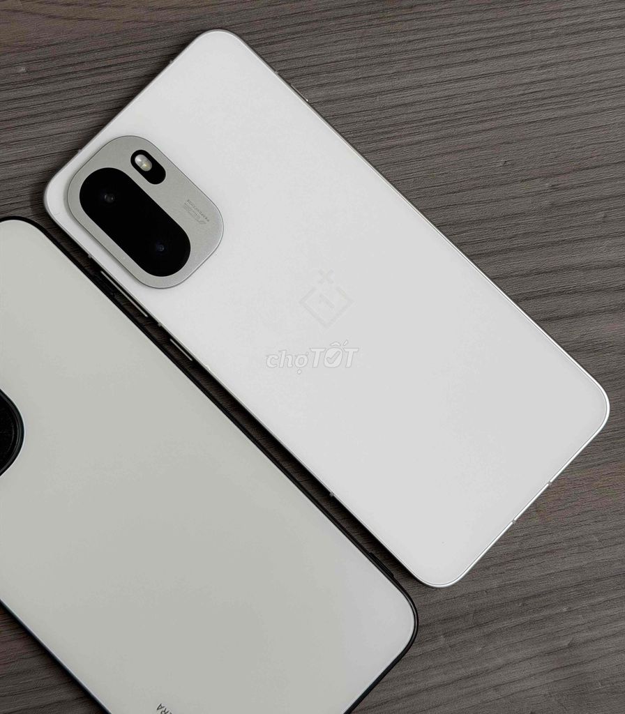 Oneplus Ace 6 12/256 trắng kèm sạc zin. Mua bán Điện thoại tại Thành phố Nam Định Nam Định được đăng bởi Cửa Hàng Di Động Giá Tốt hình 1
