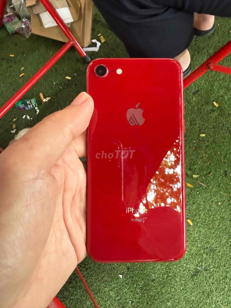 Apple iPhone 8  Màu Đỏ May Mắn, Nguyên Zin. Mua bán Điện thoại tại Quận Tân Phú Tp Hồ Chí Minh được đăng bởi phạm đức duy hình 1