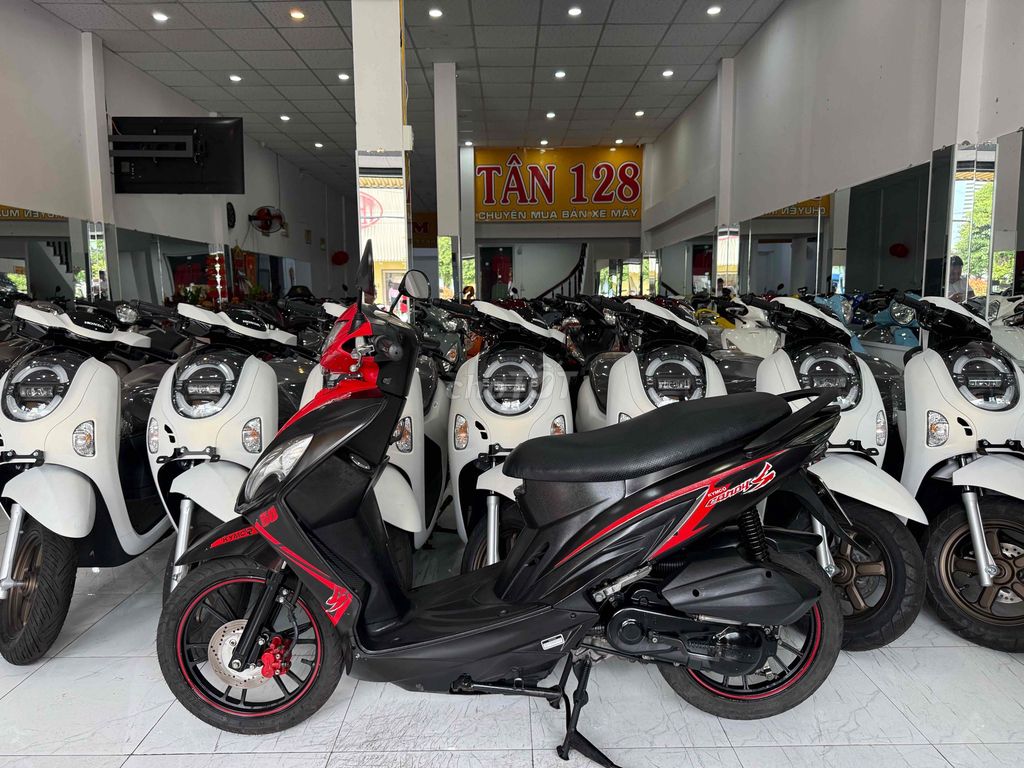 Kymco Candy 50cc ĐK 2023. XE ZIN - Đen Đỏ. Mua bán Xe máy tại Thành phố Rạch Giá Kiên Giang được đăng bởi XE MÁY CŨ TÂN 128 hình 2