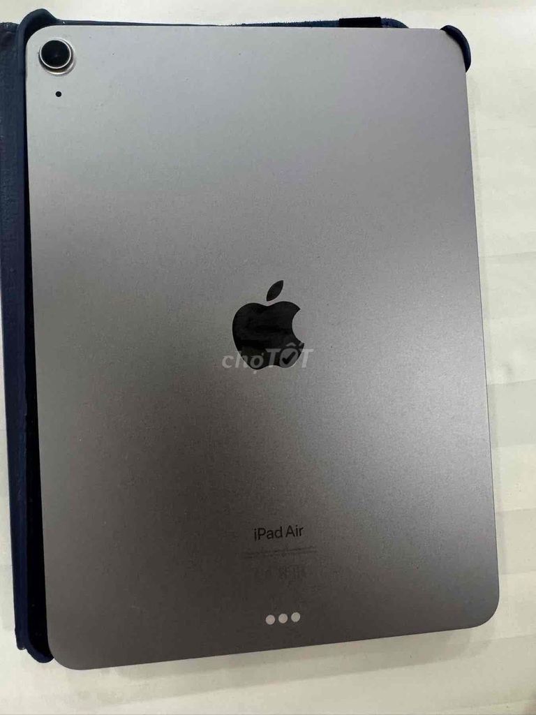 Apple iPad Pro  2018 11 inch 512inch 5G zin Pin 91. Mua bán Máy tính bảng tại Thành phố Buôn Ma Thuột Đắk Lắk được đăng bởi Hoàng Thế Vĩnh  hình 1
