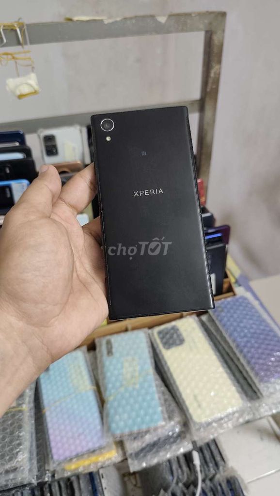Sony Xperia XA1 plus, ram 4gb, 2sim, vân ✋. Mua bán Điện thoại tại Quận Gò Vấp Tp Hồ Chí Minh được đăng bởi A LONG   nhận thanh toán THẺ TÍN DỤNG hình 1