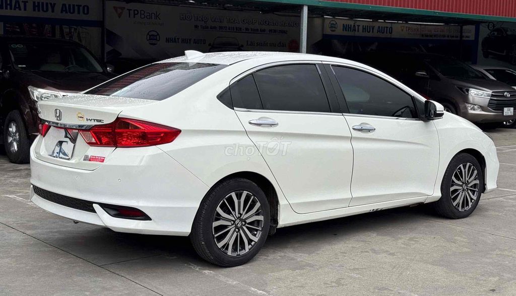 Honda City 2017 1.5 CVT - 7000 km. Mua bán Ô tô tại Quận Cầu Giấy Hà Nội được đăng bởi ngoc cuong hình 5